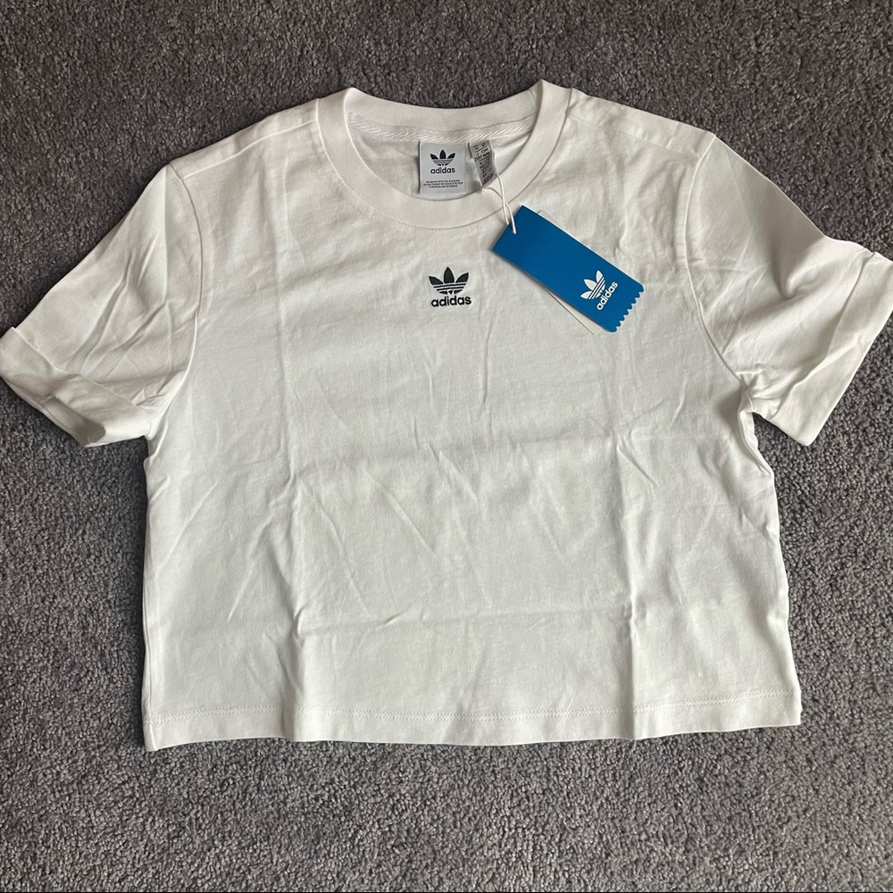 NWT Adidas Original White Cropped T-Shirt